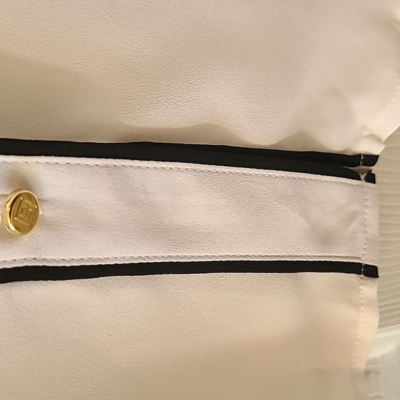 LIZ CLAIBORNE WOMENS PETITE WHITE & BLACK SLEEVELESS BUTTON BLOUSE PETITE LARGE - Picture 8 of 16
